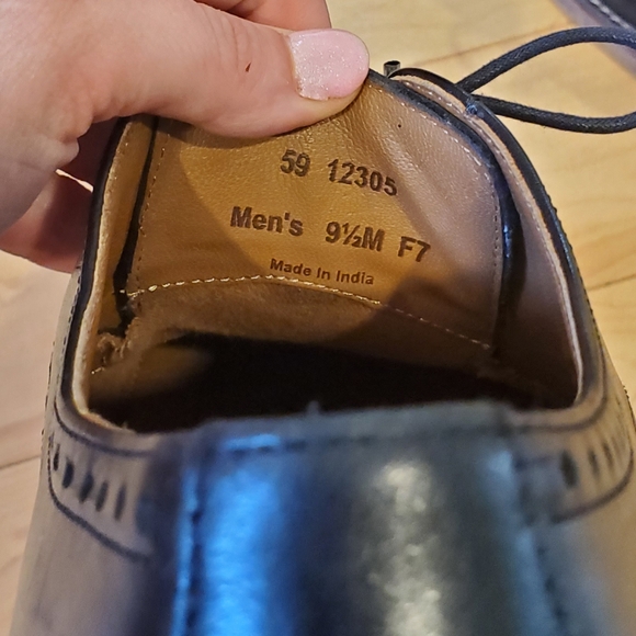 J.MURPHY - Lace Up Oxfords - Picture 5 of 7